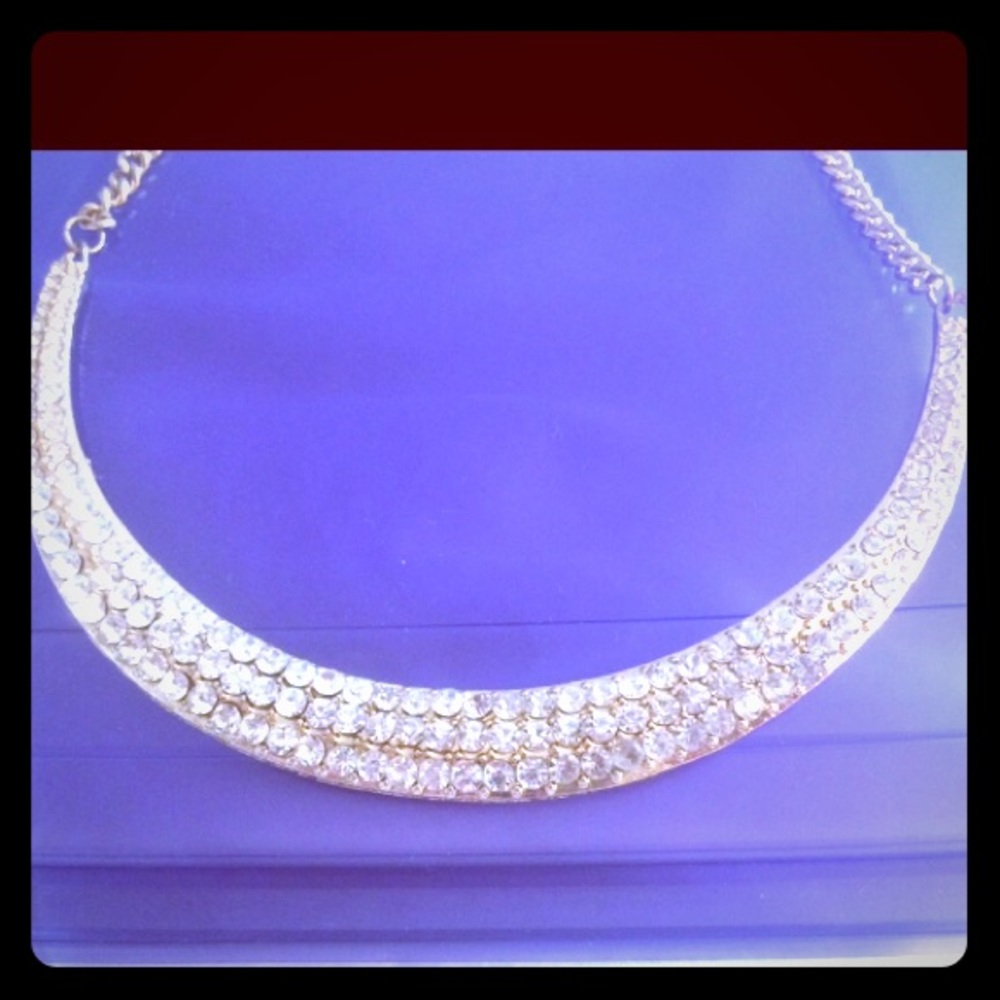 ❤️ 2 for $10 Silver faux diamond collar necklace